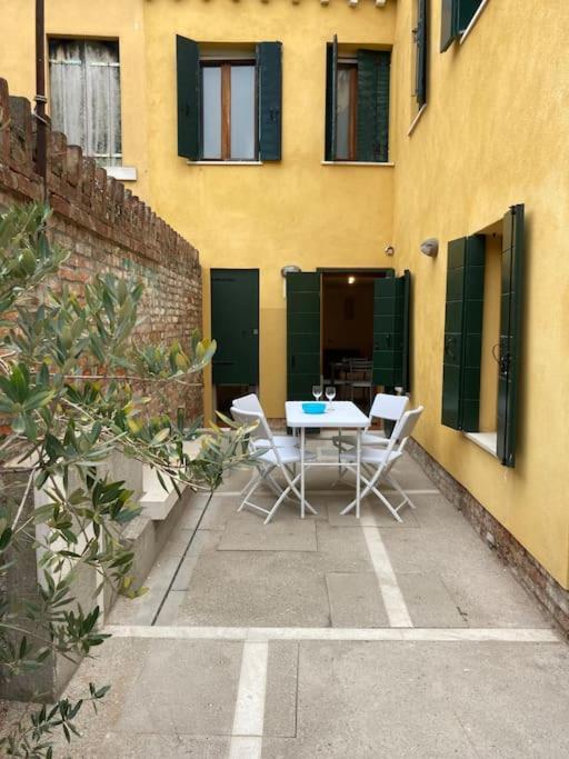 Appartamento Tre Archi con corte privata Venezia Esterno foto